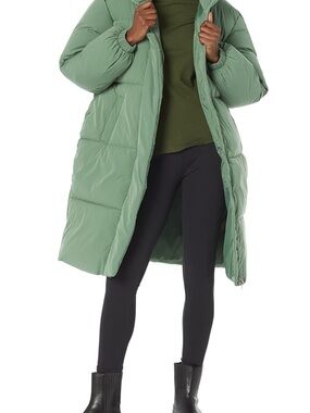 Long Puffer Coat in Sage Green size XXL NWT